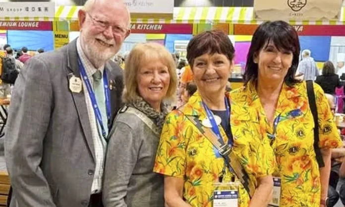 Lion Lesley Gordon with her District Lions friends in Hong Kong.