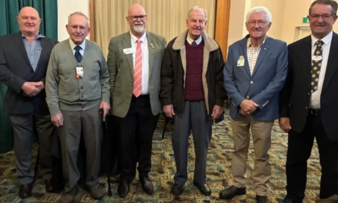 Pictured L to R: Mayor, Cr Ron Ismay, John Teakle, Kingsley Dalgleish, Merv Schneider, John Millington, Lindsay Blackwood.