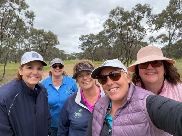 A few of the Kaniva golfers enjoying the day